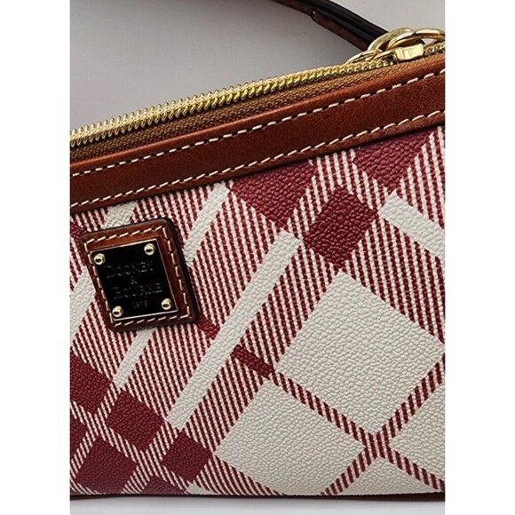 Rare New Dooney & Bourke Cranberry Red Ivory Plaid Wristlet Handbag Gold… - Picture 10 of 10